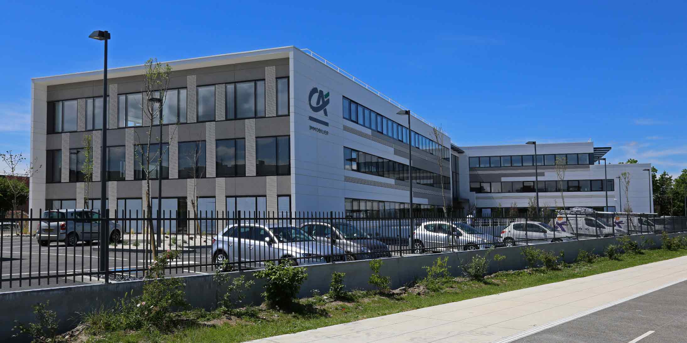 Le Groupe GA entreprise de construction a réalisé Abellio, bureaux pour le Crédit Agricole Immobilier à Toulouse qui concilie bien-être au travail et performance.