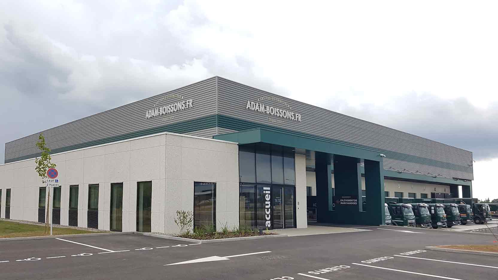 GA Smart Building réalise un nouvel ensemble immobilier dans le Bas-Rhin pour Adam Boissons, distributeur de boissons soft et alcoolisées.