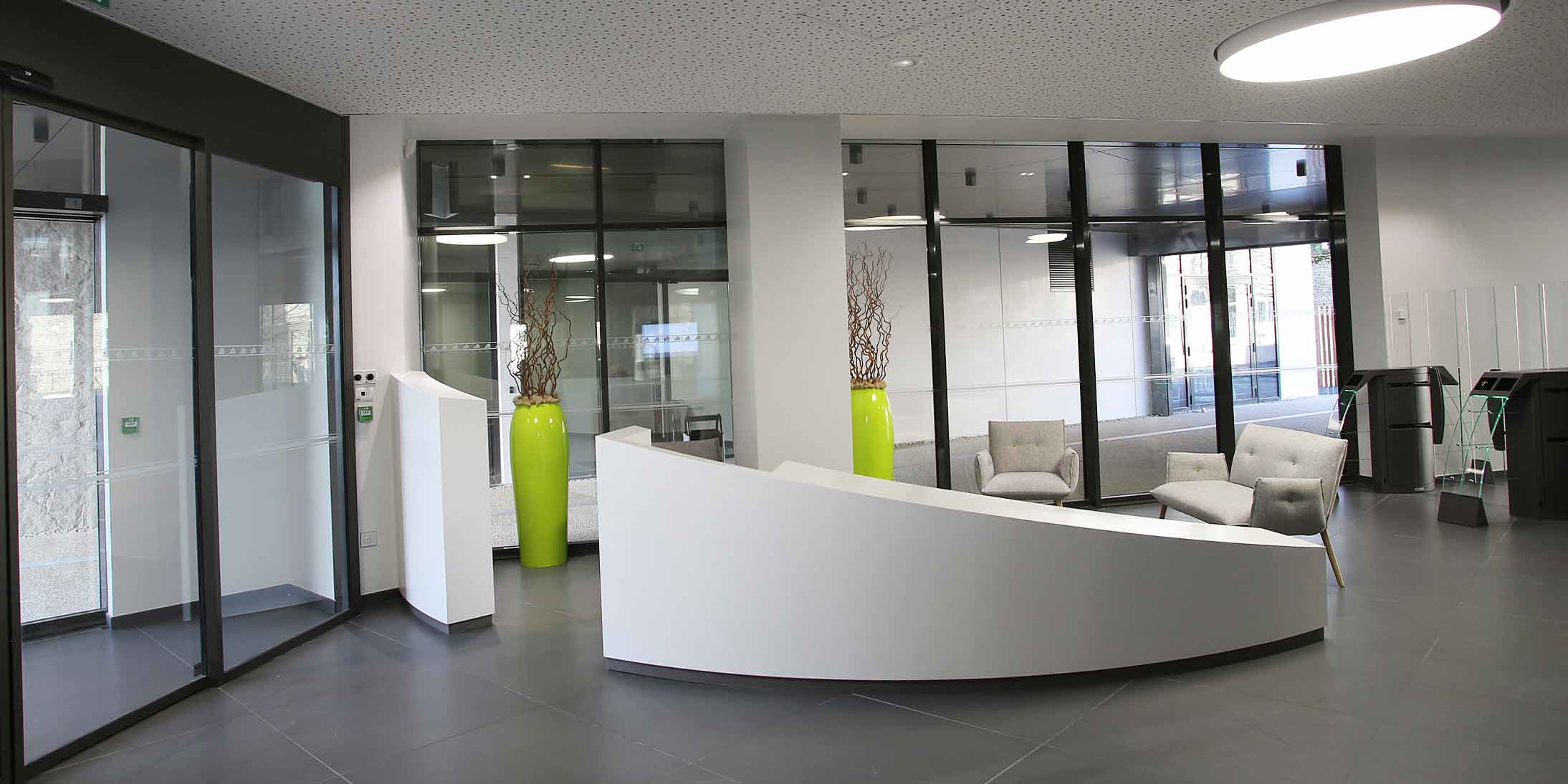 GA Entreprise a livré l'IMA à Niort, une construction bureau réalisée grâce à notre usine préfabrication béton en France.