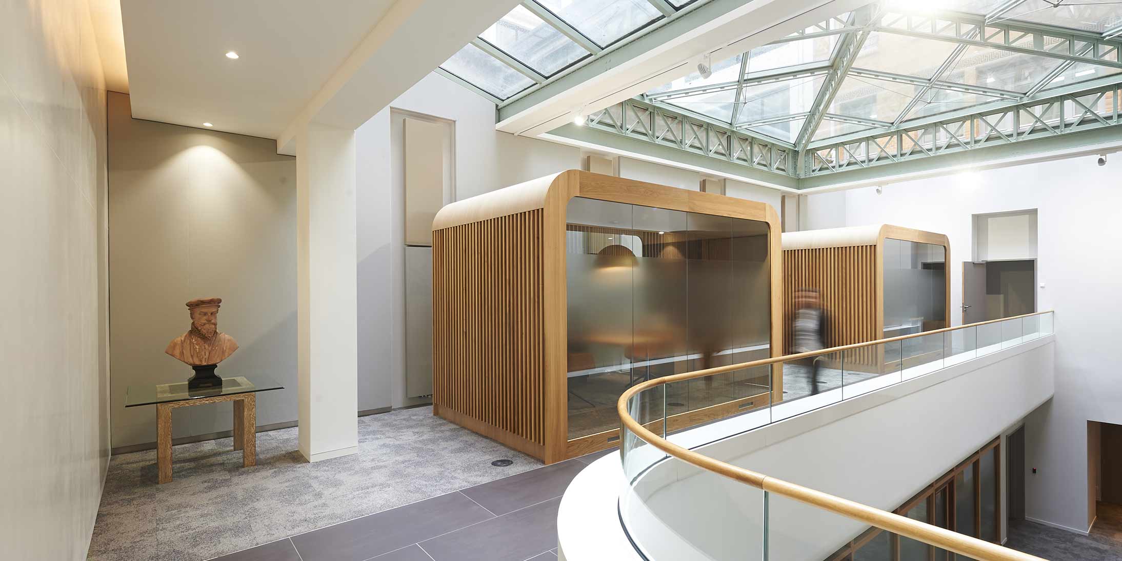 Renovation Rue De La Baume Paris Verriere Ga Smart Building 2188