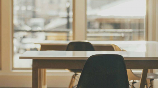 Économiques, écologiques, durables : les LED ont beaucoup d'atouts. Elles permettent aussi de géolocaliser les personnes à l’intérieur des bâtiments et donnent l’accès à internet.