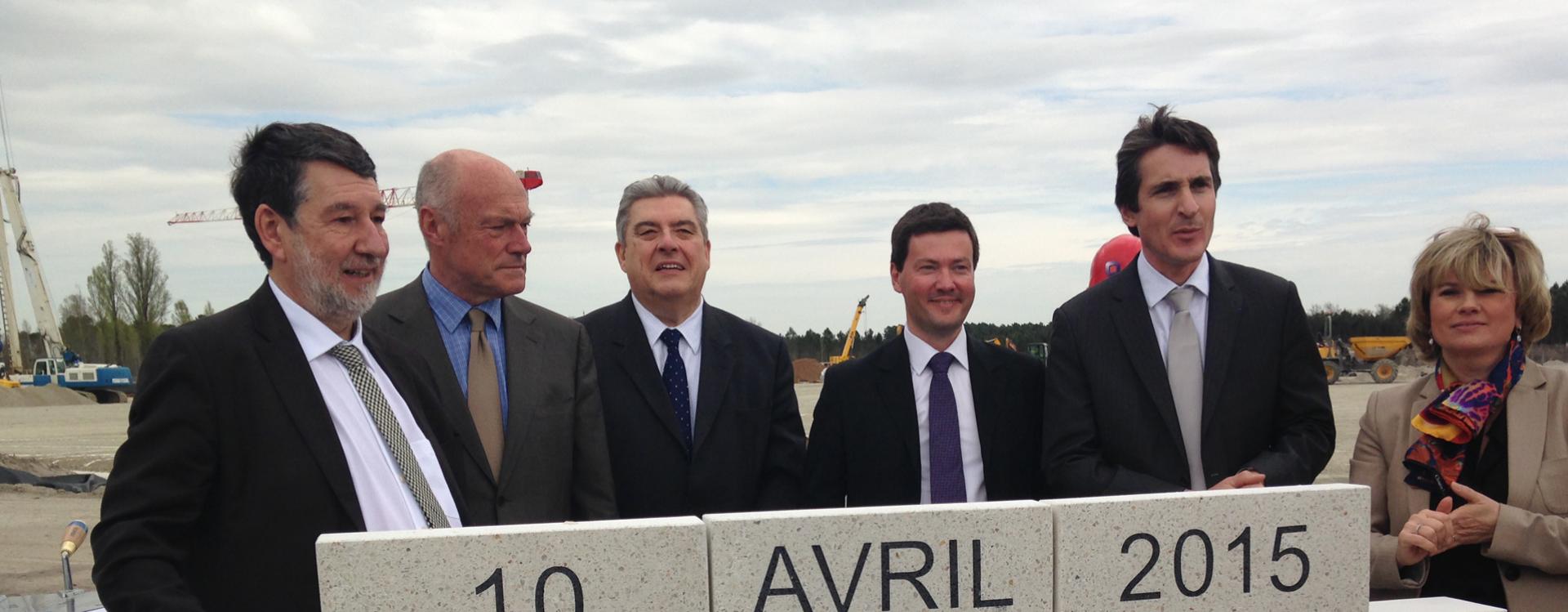 Pose De La Premiere Pierre Du Campus Thales Bordeaux Ga