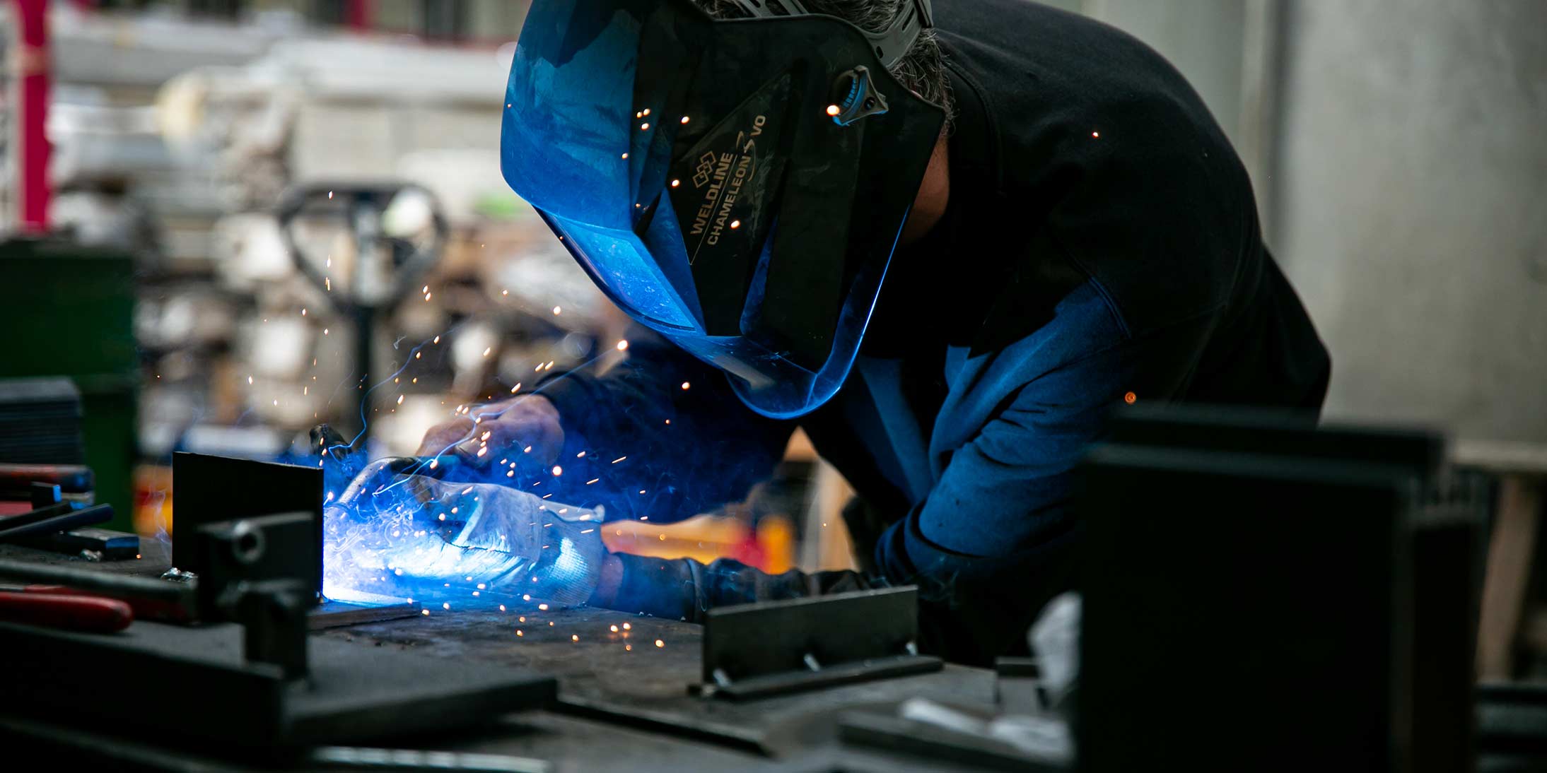 Paquet Fontaine est un fabricant français de châssis respirants pour bâtiments tertiaires, bureaux, industrie, logistique.