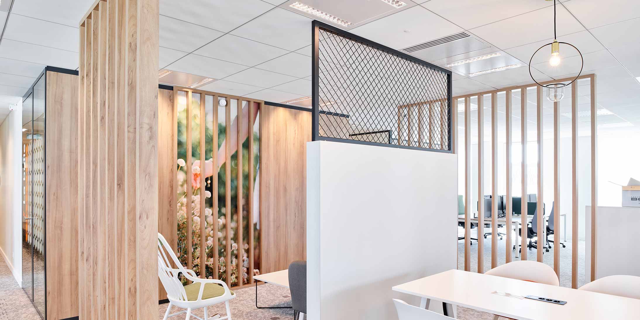 Le Campus Orange à Balma, réalisé par GA Smart Building et Pitch Promotion, bénéficie d'une forte approche biophilique et concilie bien-être et productivité.