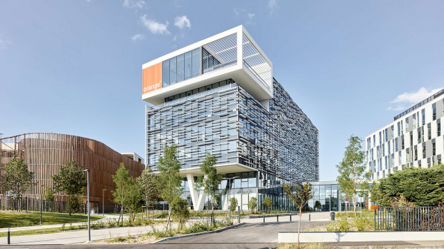Orange Campus in Balma – A bold biophilic approach for a workplace in harmony with nature