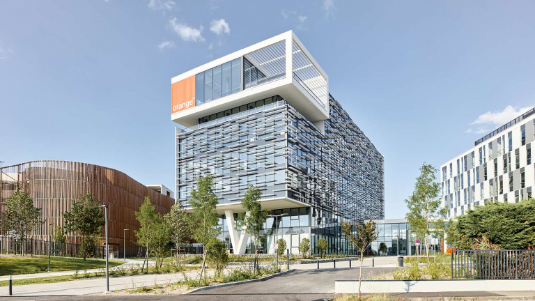 Campus Orange à Balma, une forte approche biophilique pour un lieu réconcilié avec la nature