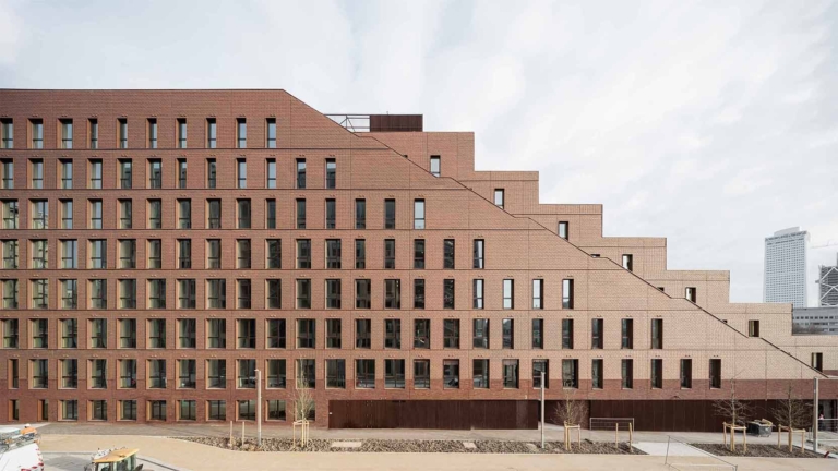 Les Gradins in Saint-Ouen: a convertible residential/office building in the heart of the Athletes’ Village