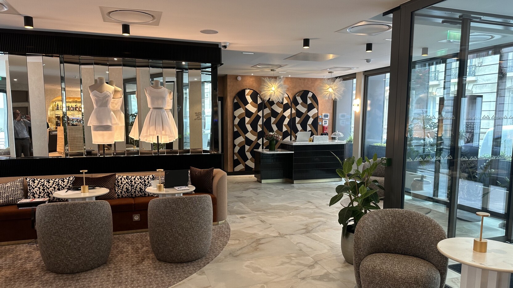 Transformation Immeuble Bureaux Hotel 4 Etoiles Hamelin Ga Smart Building 1