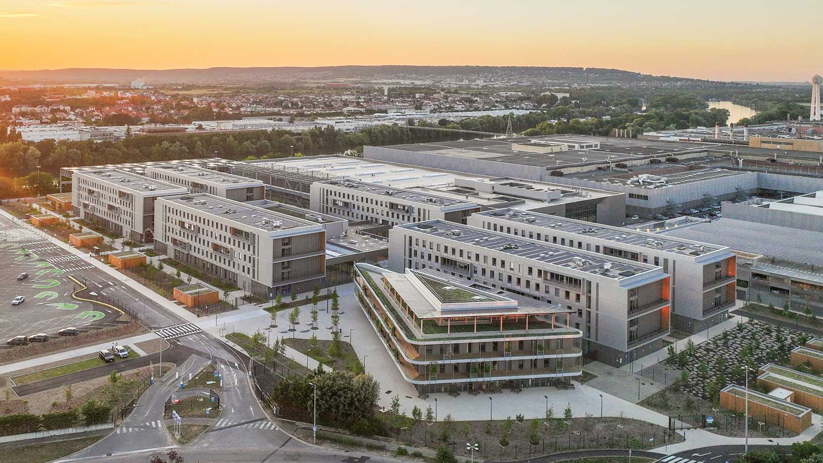 GA Smart Building et Crédit Agricole Immobilier livrent l’ensemble immobilier tertiaire du grEEn-campus Poissy de Stellantis